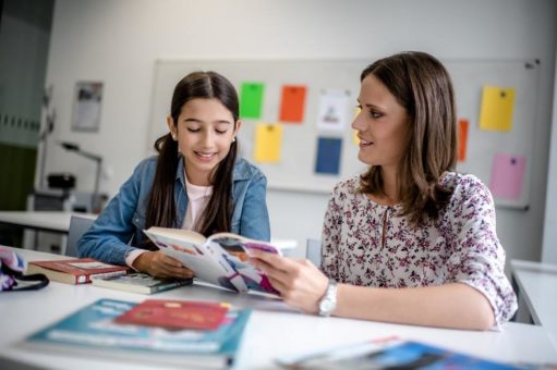 Pandemiefolgen und Lehrkräftemangel mit ehrenamtlicher Hilfe für Schüler abfedern