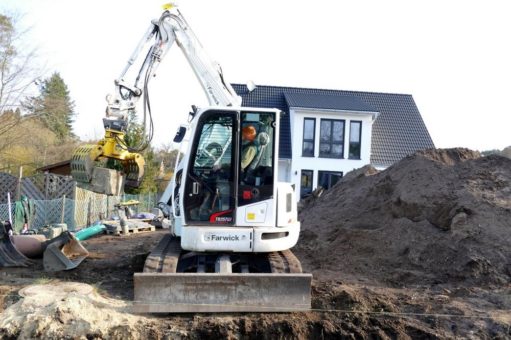 Wo kein Platz im Garten – Takeuchi Hüllkreisbagger