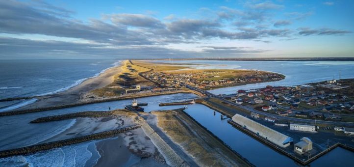 Thor: RWE wählt den Hafen von Thorsminde als Betriebs- und Wartungsbasis für größten Offshore-Windpark Dänemarks aus