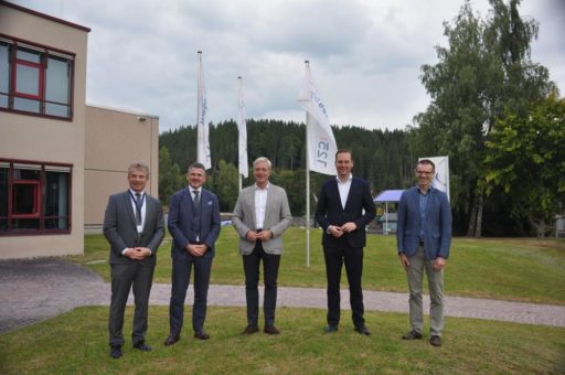 Bei Mesa Parts in Lenzkirch treffen sich Politik und Wirtschaft