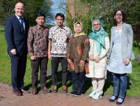 Dozierende aus Indonesien zu Besuch an der Hochschule