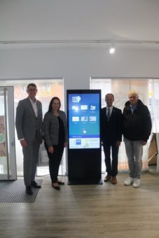 IHK in der Region mit digitalen Infoterminals präsent