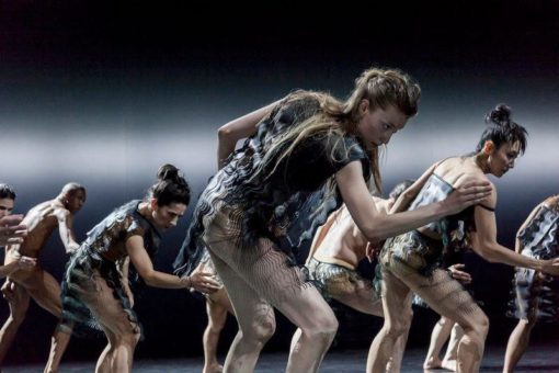 Sasha Waltz & Guests im August: Wiederaufnahme von »Kreatur« im Radialsystem