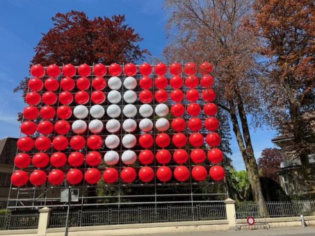 Ausstellung der Kunstinstallation «zäme-ensemble-razem-insieme-ensemen»