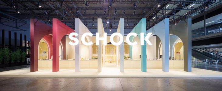 Facebook TEILEN Twitter TEILEN LinkedIn TEILEN Xing TEILEN SCHOCK bringt Farbe auf die EuroCucina/FTK 2022