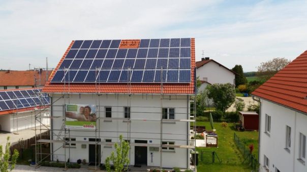 So schaffen Hausbesitzer ihre Stromkosten ab