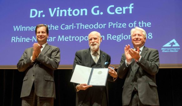 In der Tradition eines großen Vordenkers und Netzwerkers: Carl-Theodor-Preis der Metropolregion Rhein- Neckar geht an Internetpionier Vinton G. Cerf