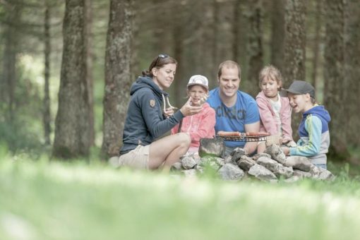 Mit den Kindern die bunte Jahreszeit genießen