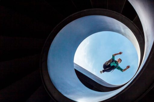 Chris Harmat ist Parkour Champion und Recycling-Bünzli