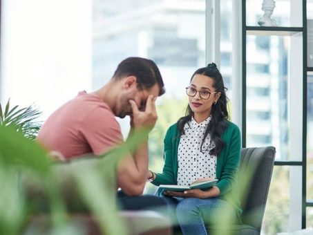 Verbale Gewalt am Arbeitsplatz ernst nehmen