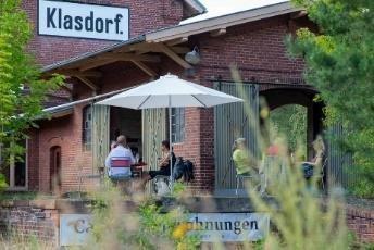 Neue Ideen für alte Empfangsgebäude: Tag des offenen Bahnhofs am 11. September in Brandenburg