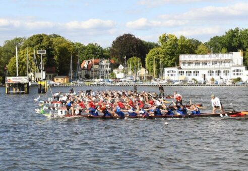 Adrenalingeladene Rennen beim 23. Hongkong-Berlin CityCup anlässlich der Feierlichkeiten zum 25. Jahrestag von Hongkong