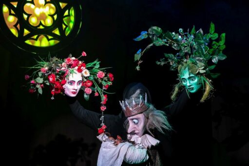 Puppentheater Zwickau eröffnet die Saison in Plauen mit einer Parade, magischen Einblicken und „Dornröschen“