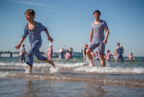 Zwischen Anbaden und Zoo-Olympiade: Das Osterprogramm im Urlaubsland