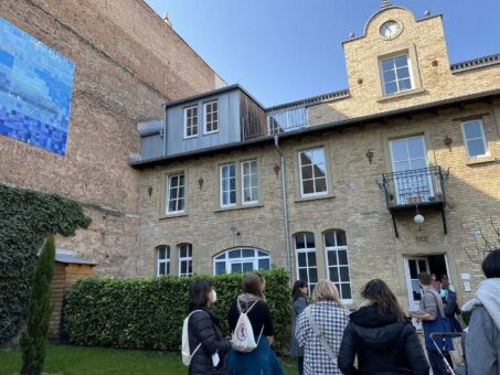 Sündige Südstadt und grüne Oasen: Neue Themenrundgänge bei der KTG Karlsruhe Tourismus GmbH