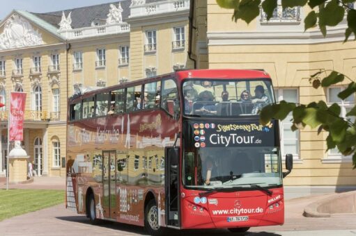 April, April – der rote Doppeldeckerbus ist wieder da