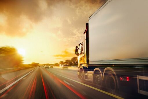 Truck & Trailer: Wenn die Niete (fast) alle Verbindungsfragen beantworten