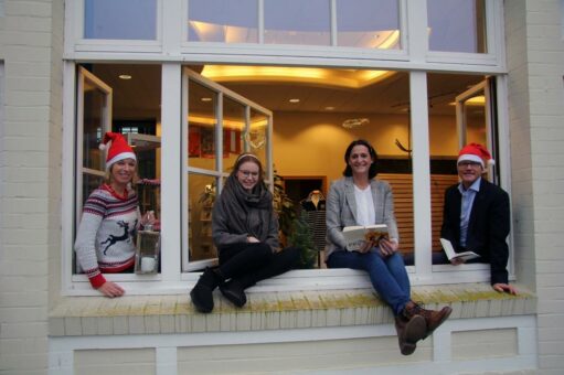 Offenes Weihnachtsfenster in Timmendorfer Strand