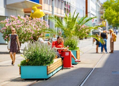 Bahn frei: Bequem sitzen in der Kaiserstraße noch bis Jahresende