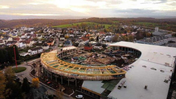 Schoofs: Richtfest und Namensverkündung für neues Einkaufszentrum in Höhr-Grenzhausen