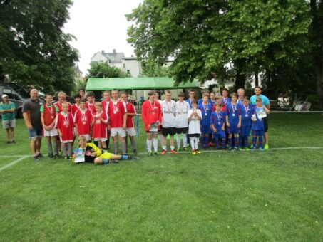 Die Landenberger Fußballer holen erstmals den Thüringenpokal nach Weimar!