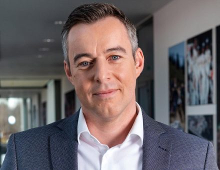 Auf diese Weltmeisterschaft freuen sich auch die Werbekunden: SPORT1 Business und MAGIC SPORTS MEDIA gewinnen zum Start der Darts-WM zahlreiche Partner