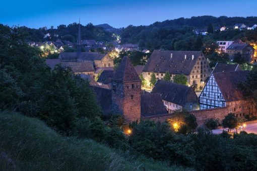 Gotische Baukunst im Kerzenschein