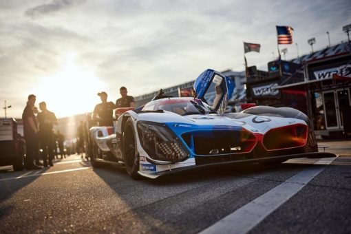 „Roar“ vor den 24 Stunden von Daytona: BMW M Hybrid V8 Prototypen starten aus der vierten Reihe