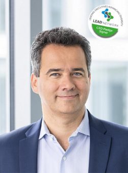 Vincent Warnery unterzeichnet den „CEO Pledge“ des LEAD Network zur Förderung von Frauen bei Beiersdorf