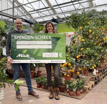 Weihnachtsspendenaktion von Mauk Gartenwelt erbringt 2.400 Euro für die Deutsche Kinderschutzstiftung Hänsel+Gretel