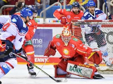 DEG verliert 1:4 gegen Mannheim