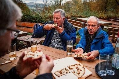 Herbst an der Südlichen Weinstraße: Feier die Keschde, wie sie fallen