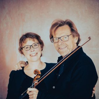 Matinee im Park: Vater und Tochter präsentieren als Duo Virtuosi „Geiger-Generationen“