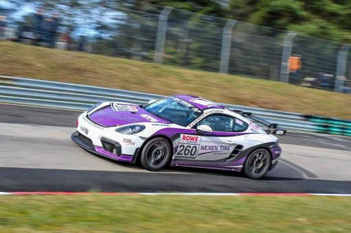 Der NEXEN-Porsche 718 Cayman GTS eröffnet die Nürburgring-Saison mit einem zweiten Platz in seiner Klasse