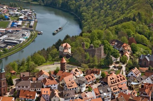 Burgsaison hoch über dem Neckartal startet: Ab 1. April ist der Dilsberg geöffnet