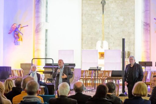 „Fulminanter Start“: Rund 1000 Besucher erleben Tage der Begegnung in der Klosterkirche Erlenbad