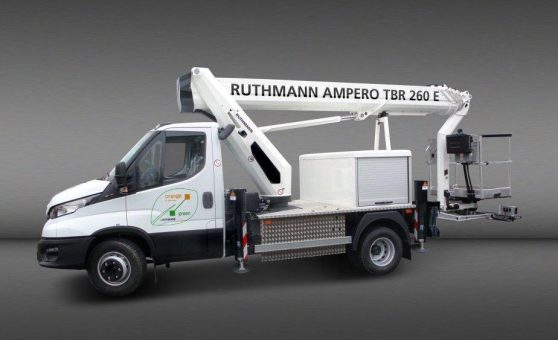 Mit dem neuen STEIGER® Ampero TBR 260 E präsentiert RUTHMANN die neueste E-STEIGER®-Generation auf IVECO eDaily-Fahrgestell