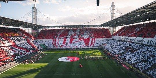 DEVK startet Versicherungsangebot für Kölner Fußballfans