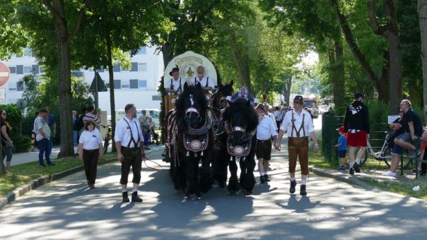 Festumzug zum Bayreuther Volksfest