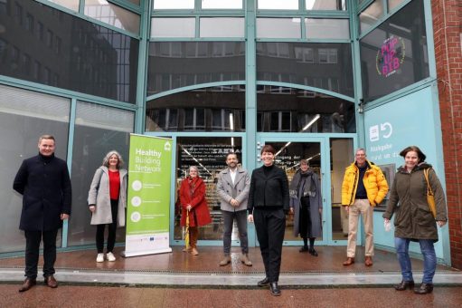 Fachmedienreihe zum gesunden und  nachhaltigen Bauen in Bibliotheken gestartet