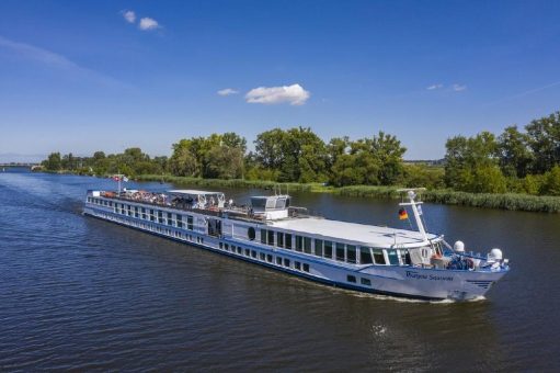 Auf Elbe, Moldau, Brahmaputra und Mekong – besondere Flussreisen auf wenig befahrenen Routen