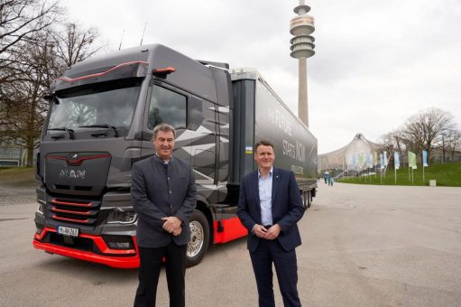 MAN eTruck auf öffentlicher Straße: Fahrpremiere mit Ministerpräsident Dr. Markus Söder