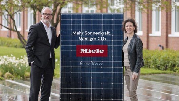 Miele erntet in Gütersloh Sonnenkraft vom Dach