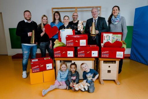 Kita-Präventionsprogramm gegen sexualisierte Gewalt: „Starke Kinder Kiste“ startet bei 14 Kölner Kitas der Diakonie Michaelshoven, darunter die eintausendste Kita bundesweit.