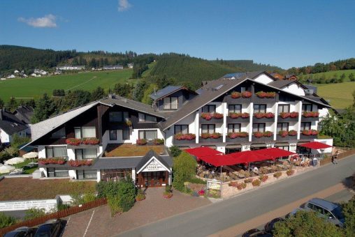 Erlebniswochenende in Willingen: Das Sporthotel Zum Hohen Eimberg feiert sein 50 jähriges Jubiläum mit attraktiven Angeboten