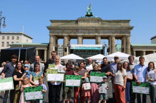 Zehn neue Bioland-Betriebe erhalten Förderpreis für Umstellung