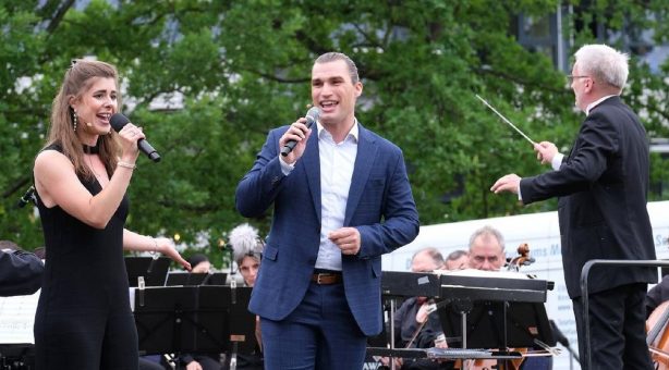 Großes Klassik-Open Air der ELBLANDKLINIKEN lockte Tausende zum gemütlichen Picknick-Konzert