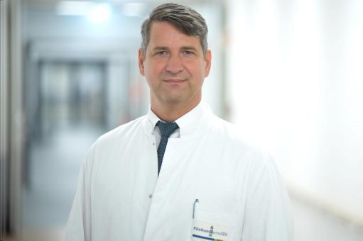 Prof. Dr. Werner Kneist folgt auf Prof. Dr. Dietmar Lorenz: Direktorenwechsel in der Chirurgischen Klinik I- Allgemein-, Viszeral- und Thoraxchirurgie