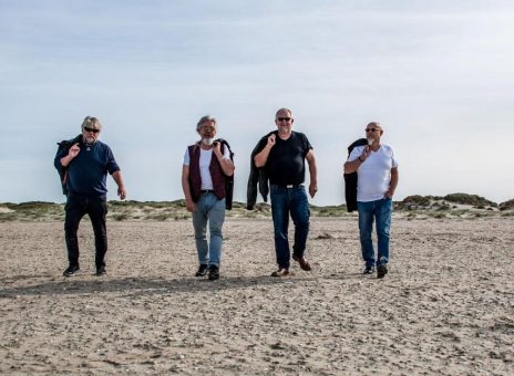 100 Prozent Küstenrock mit „Nordward Ho“ im Kurhausgarten Warnemünde