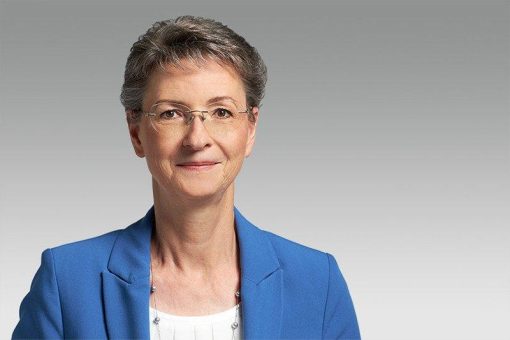 Heike Prinz in den Vorstand der Bayer AG berufen